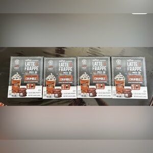 LATTES, FRAPPE mix MADE WITH ARABICA COFFEE MOCHA COOKIE 
CRUMBLE